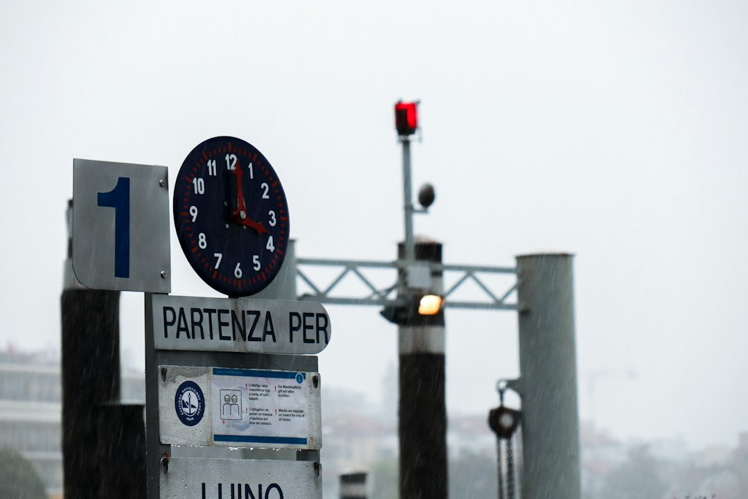 Perché l'hold è una leva commerciale, non operativa