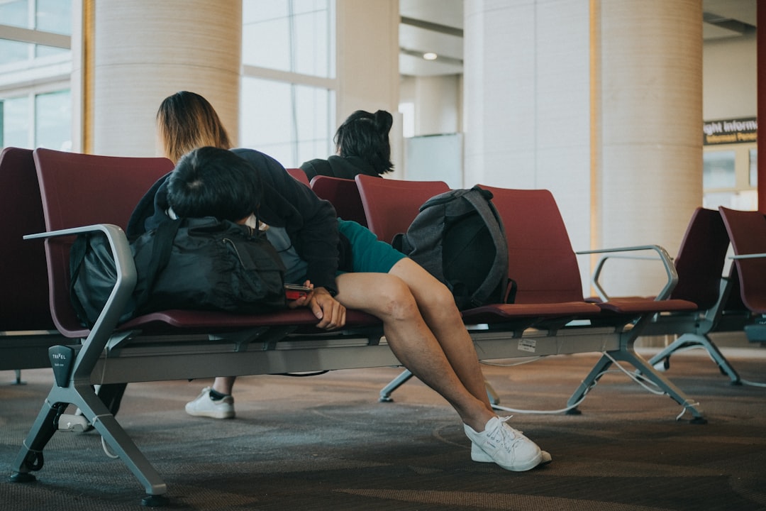 疲れているとき、時差ぼけのとき、体調が悪いときに旅行詐欺を避ける方法