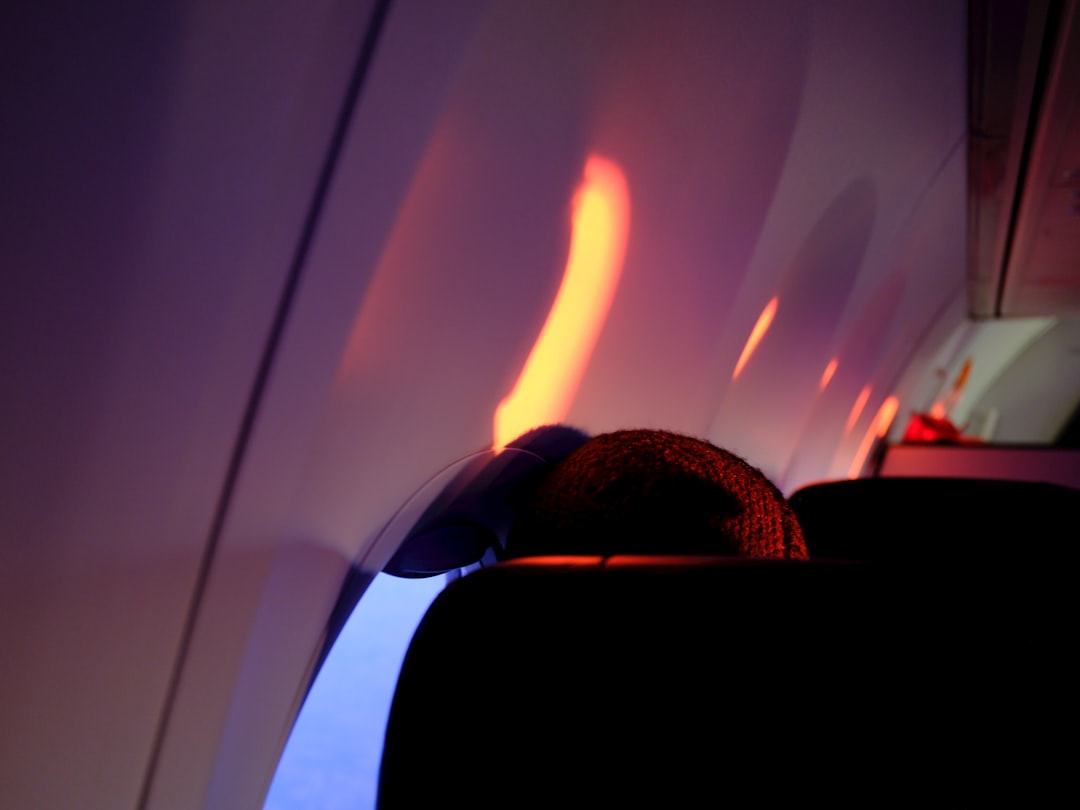 Routine sommeil vol long-courrier 2026 : mieux dormir partout