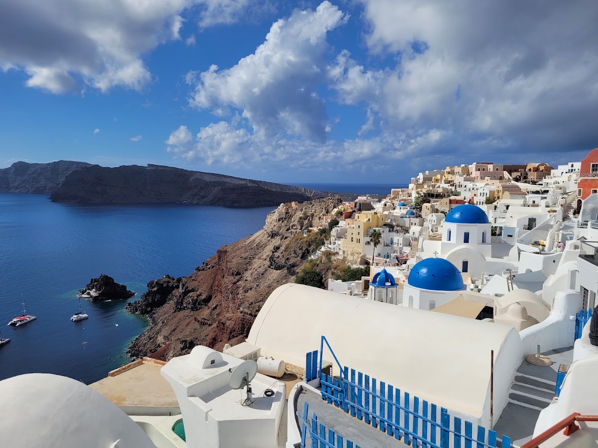 Santorini'de 4 Günlük Gezi Rotası 2026: İdeal Ada Planı