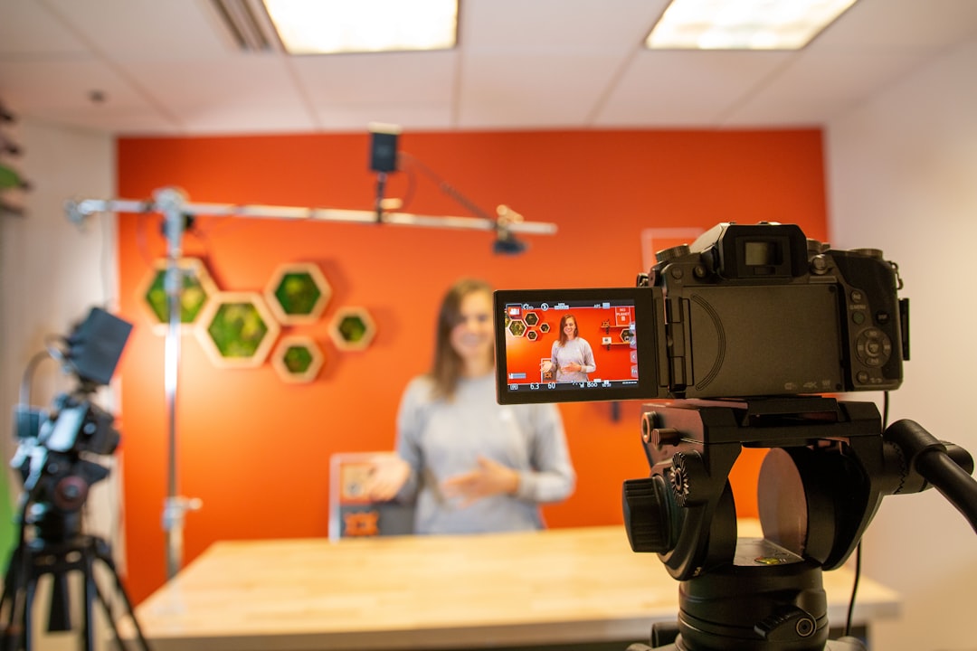 YouTube per agenzia viaggi: contenuti evergreen che qualificano lead