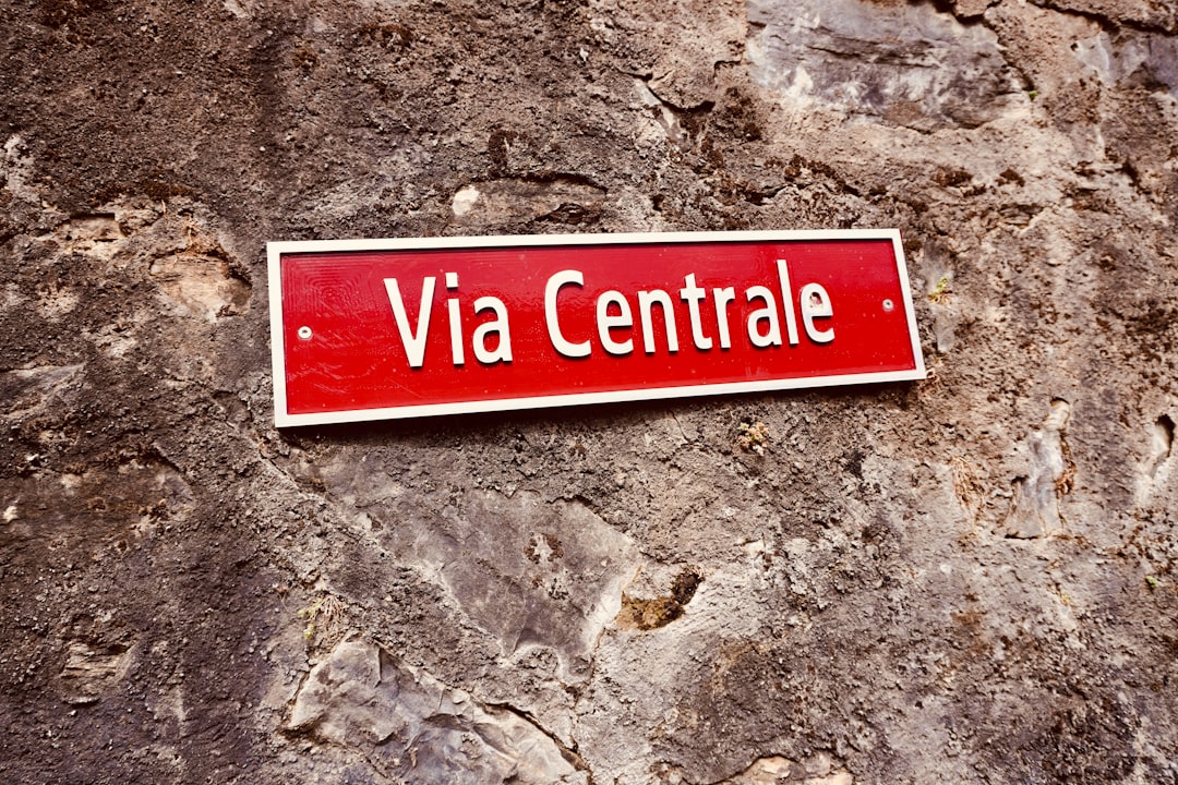 Perché il ruolo giuridico conta più del nome commerciale