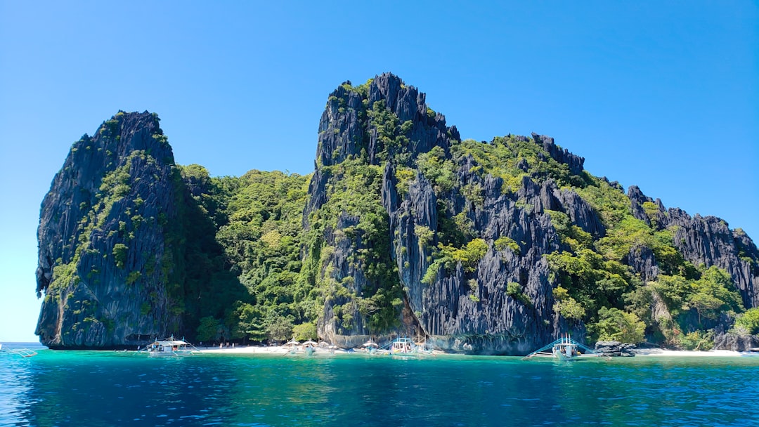 Best places to travel 2019 for islands, beaches, and easy logistics