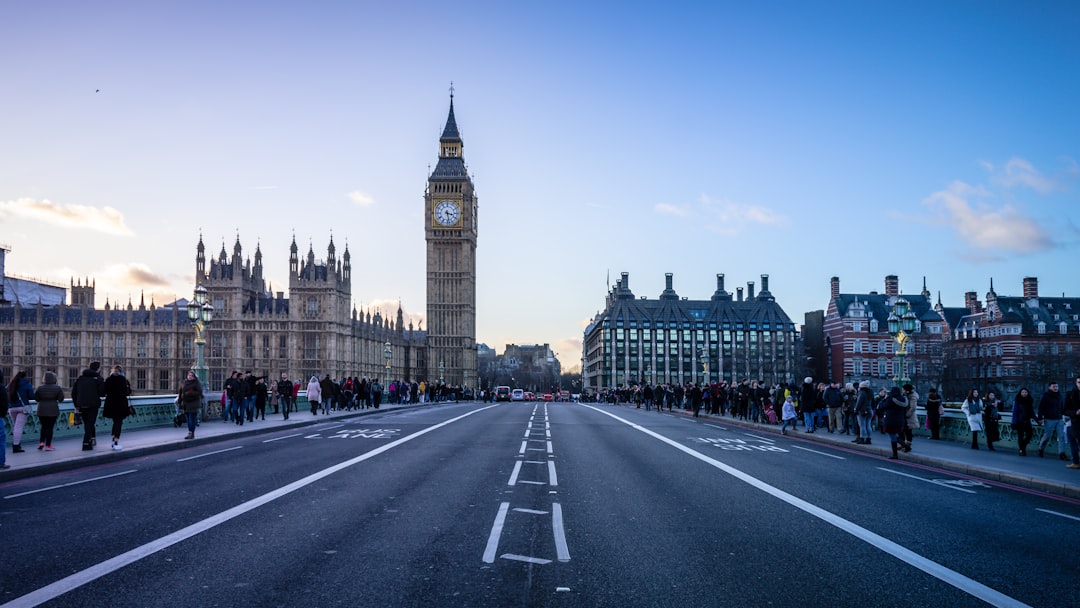 如何选择英国假期路线