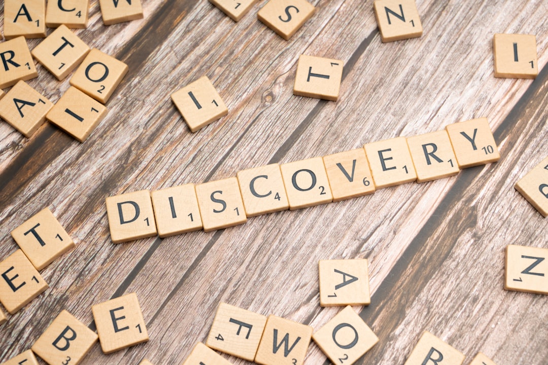 Perché la partita si sposta nella discovery