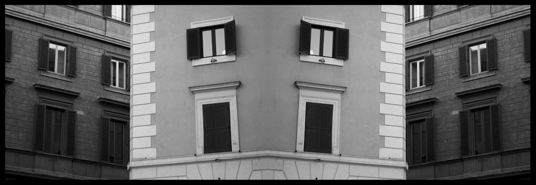 L'architettura minima da tenere: core, orchestrazione, AI